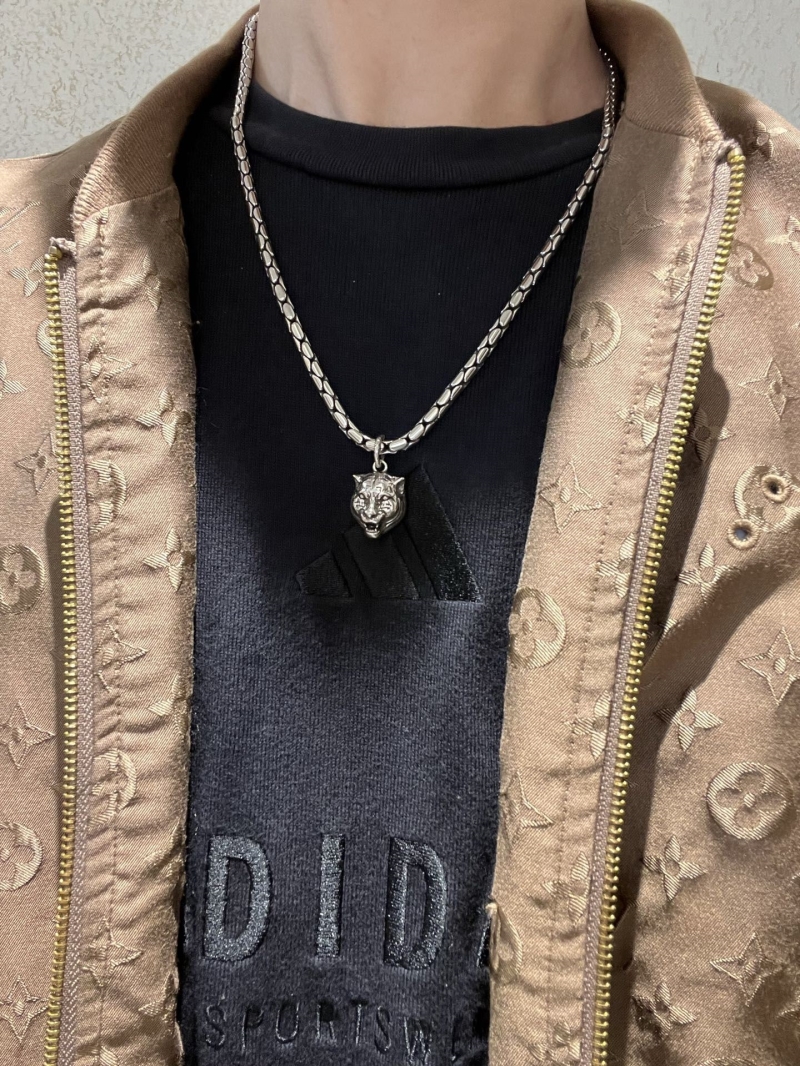 Gvc*1 necklaces